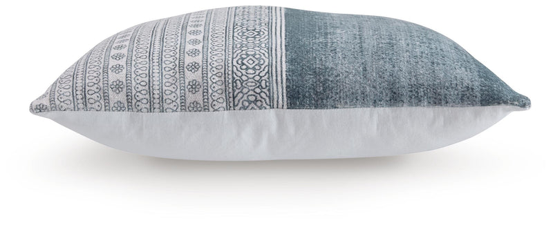 Harperville Blue/White Pillow (Set of 4) - A1001127