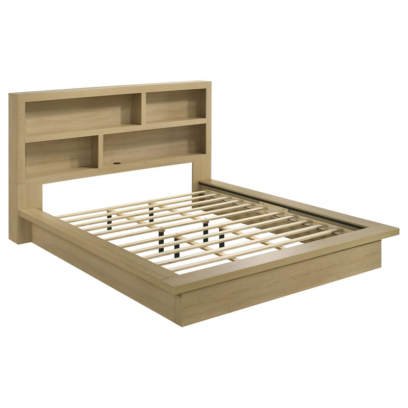 Hendricks 4-piece California King Bedroom Set Light Oak - 222650KW-S4