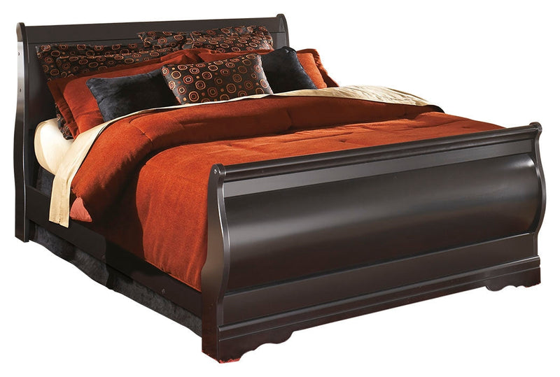 Huey Vineyard Queen Sleigh Bed with Mirrored Dresser, Chest and 2 Nightstands in Black from Ashley - DMV Furniture