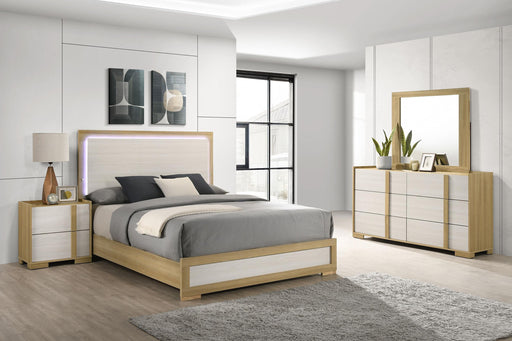 Hyland 4-piece Queen Bedroom Set Natural - 215651Q-S4