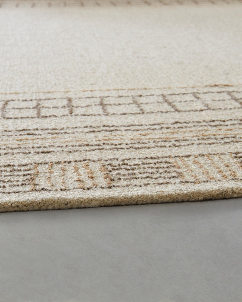 Idaman Taupe/Brown Medium Rug - R407292