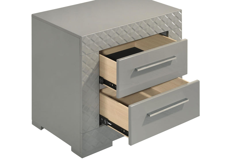 Ives 4-piece Queen Bedroom Set Grey High Gloss - 224971Q-S4