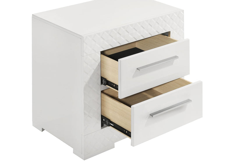 Ives 4-piece Queen Bedroom Set White High Gloss - 224941Q-S4