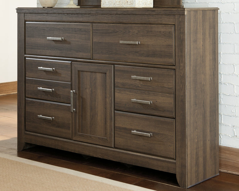 Juararo Queen Poster Bed with Dresser in Dark Brown - PKG004064