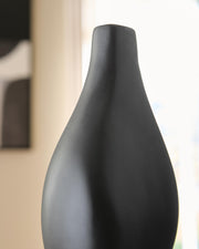 Judsen Black Vase - A2000835