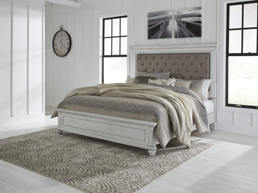 Kanwyn Whitewash King Upholstered Panel Bed - DMV FurnitureKing Bed