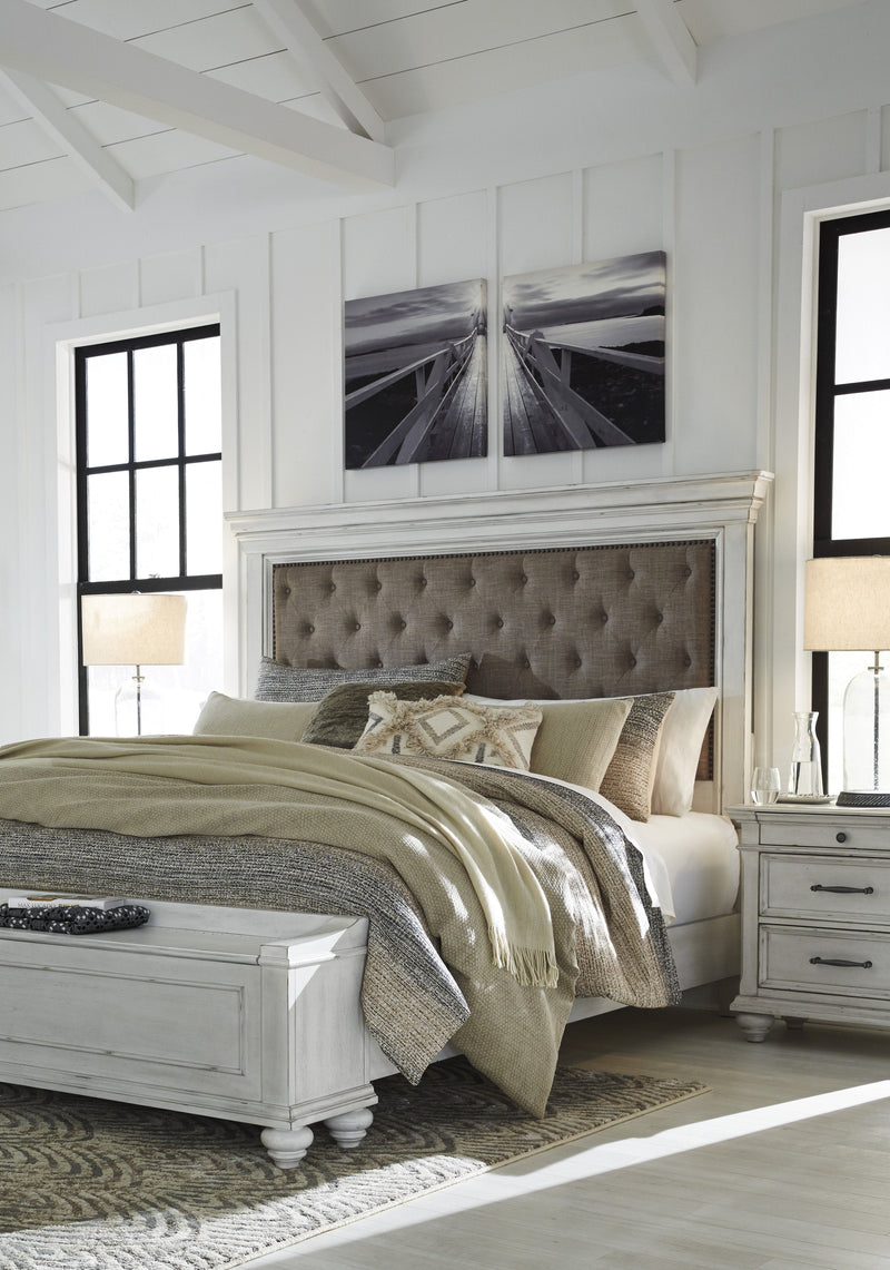 Kanwyn Whitewash King Upholstered Storage Bed - DMV FurnitureKing Bed