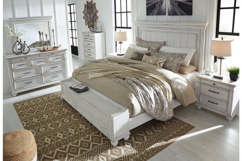 Kanwyn Whitewash Queen Panel Bed with Storage Bench - DMV FurnitureQueen Bed