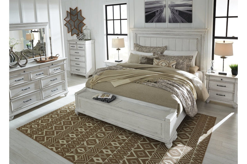 Kanwyn Whitewash Queen Panel Bed with Storage Bench - DMV FurnitureQueen Bed