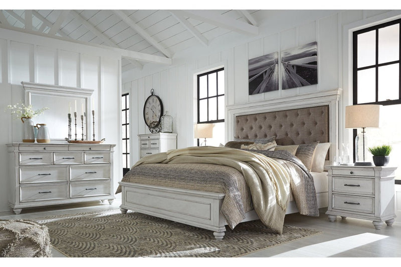Kanwyn Whitewash Queen Panel Upholstered Bed - DMV FurnitureQueen Bed