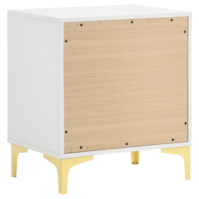 Kendall 5-piece Queen Bedroom Set White - 224401Q-S5
