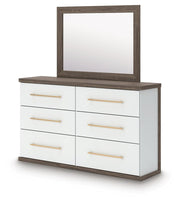 Kendanport Brown Dresser and Mirror - PCB1108B1