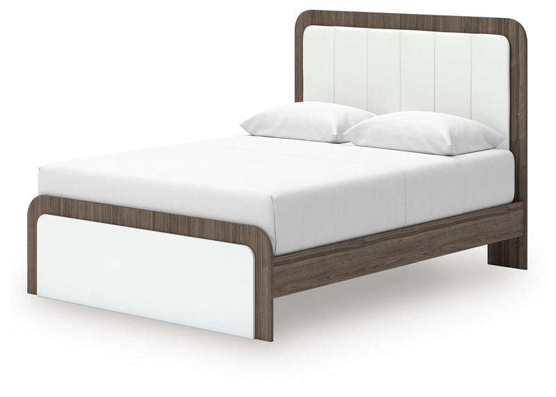Kendanport White/Brown Queen Upholstered Bed, Dresser and Nightstand - PCB1108B9