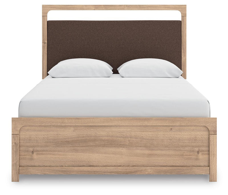 Kinlanni Queen Upholstered Platform Bed, Dresser and Chest in Tan - PKG023896