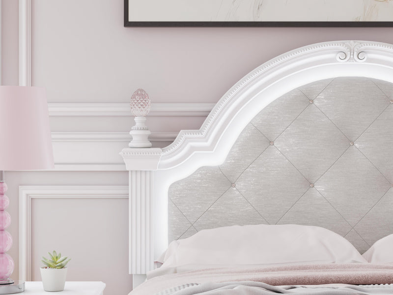 Kozlani White Full Upholstered Panel Bed - PCB1819B6