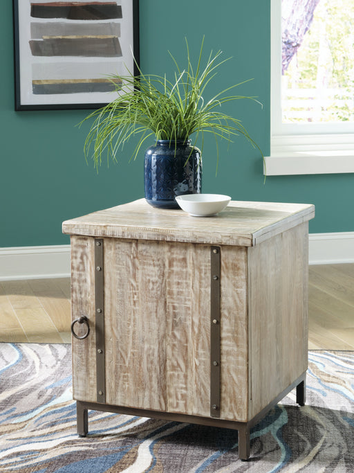 Laddford Accent Cabinet - DMV FurnitureCabinet