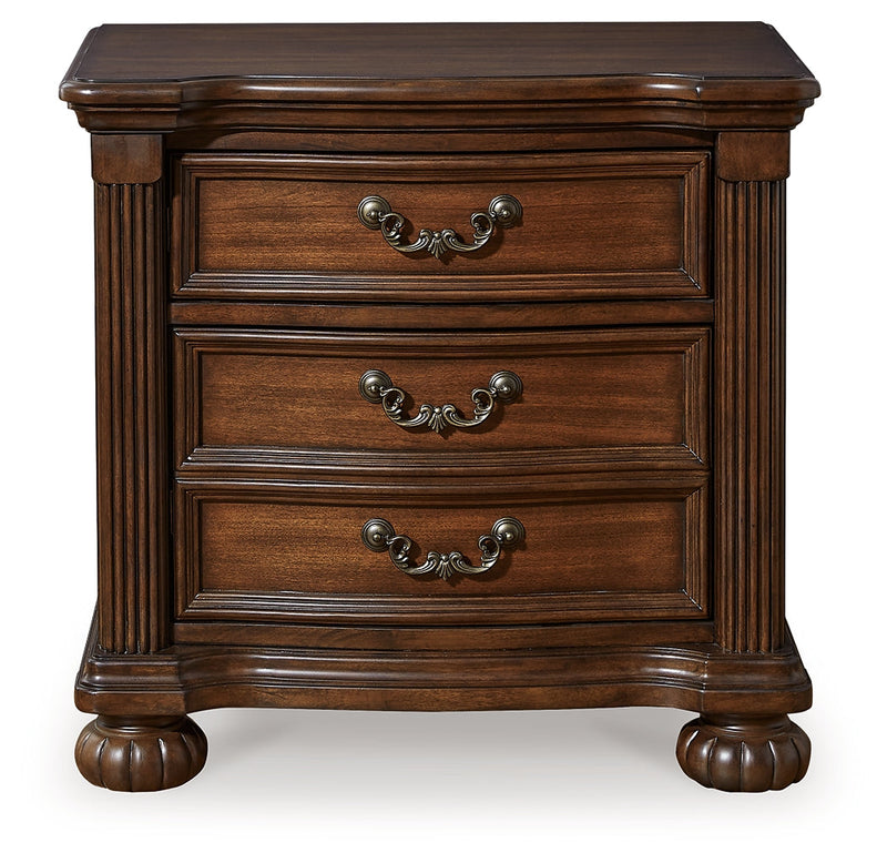 Lavinton King Poster Bed with Mirrored Dresser, Chest and 2 Nightstands in Brown - PKG016867