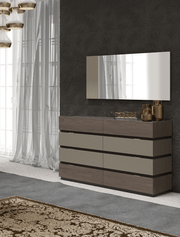 Leo Dresser/Chest/Mirror Set - p10942