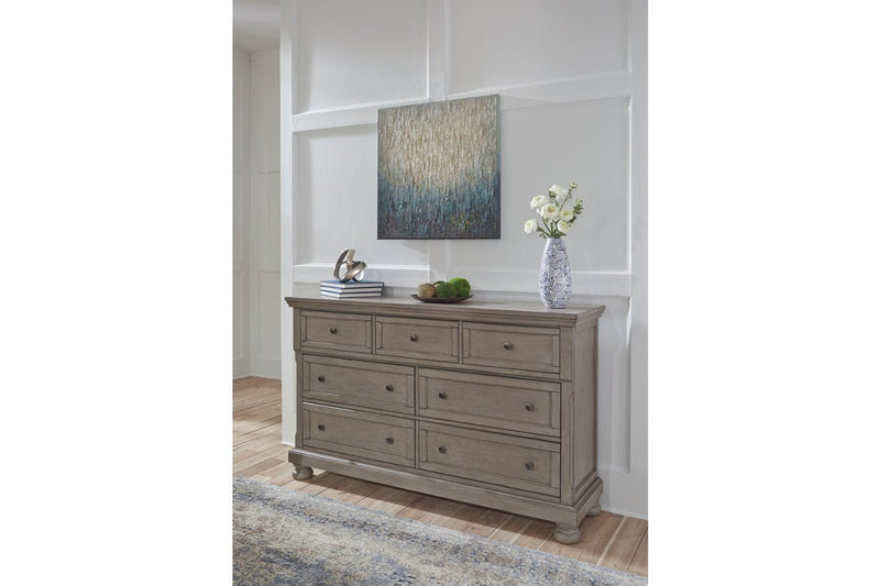 Lettner Light Gray Dresser - DMV FurnitureDresser