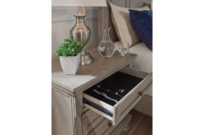 Lettner Light Gray Nightstand - DMV FurnitureNightstand