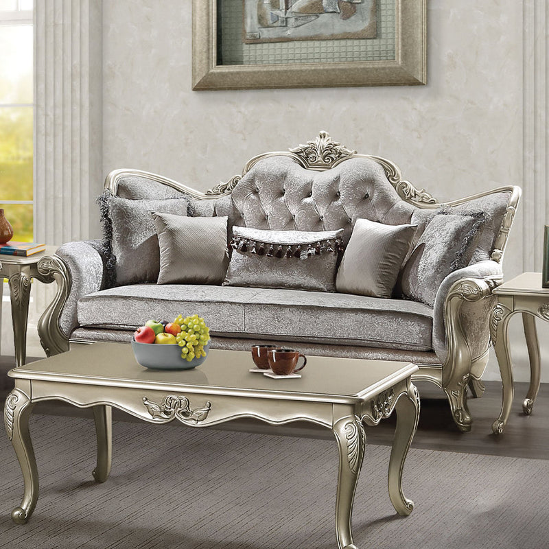 Libertee Sofa w/5 Pillows - LV03820
