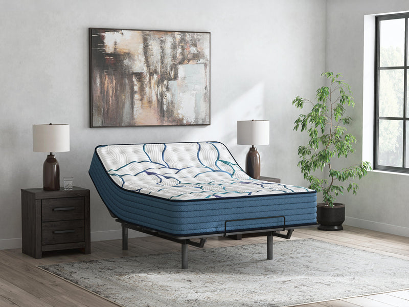 Limited Edition Firm 3.0 White Twin XL Mattress - M45071