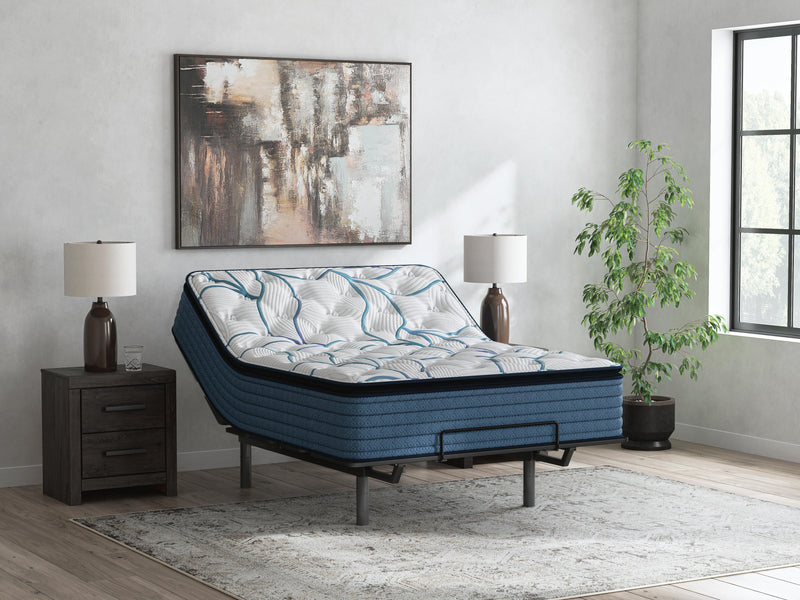 Limited Edition Plush PT 3.0 White Twin XL Mattress - M45271