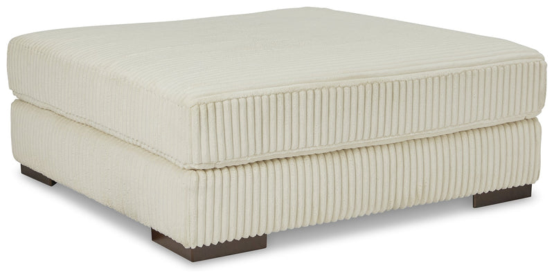 Lindyn Oversized Accent Ottoman - DMV FurnitureOttoman