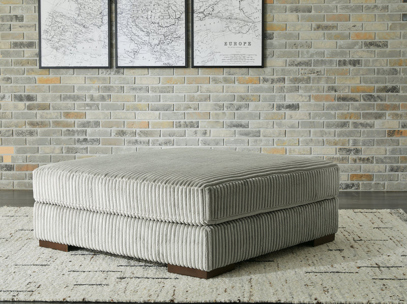 Lindyn Oversized Accent Ottoman - DMV FurnitureOttoman