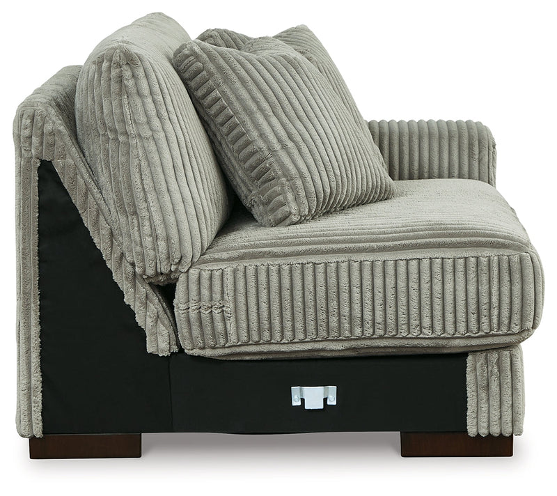 Lindyn Right-Arm Facing Corner Chair - 2110565 - DMV Furniture