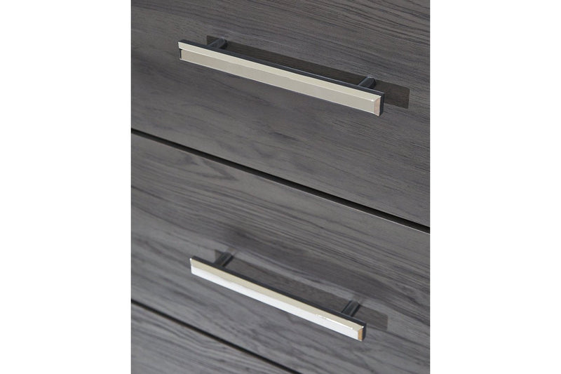 Lodanna Gray Dresser - DMV FurnitureDresser