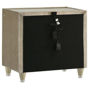 Lorient 4-piece Eastern King Bedroom Set Ivory and Camel - 222661KE-S4B