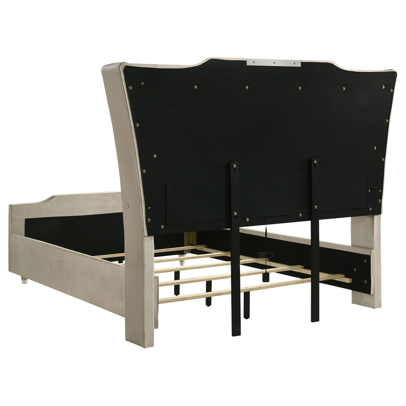 Lorient 4-piece Queen Bedroom Set Ivory and Camel - 222661Q-S4B
