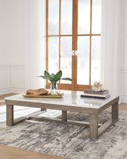 Loyaska Coffee Table - DMV FurnitureCoffee Table