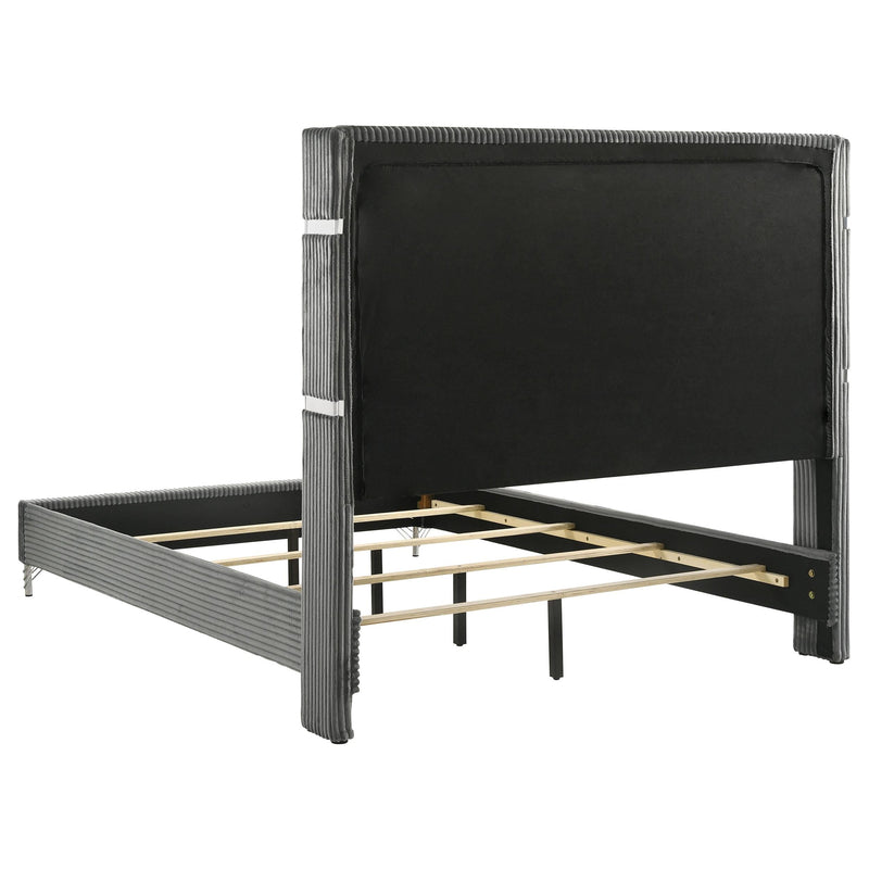 Lucia 4-piece Queen Bedroom Set Grey and Black - 224991Q-S4
