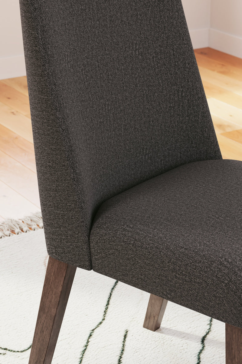 Lyncott Dining Chair (Set of 2) - DMV FurnitureDining Chair