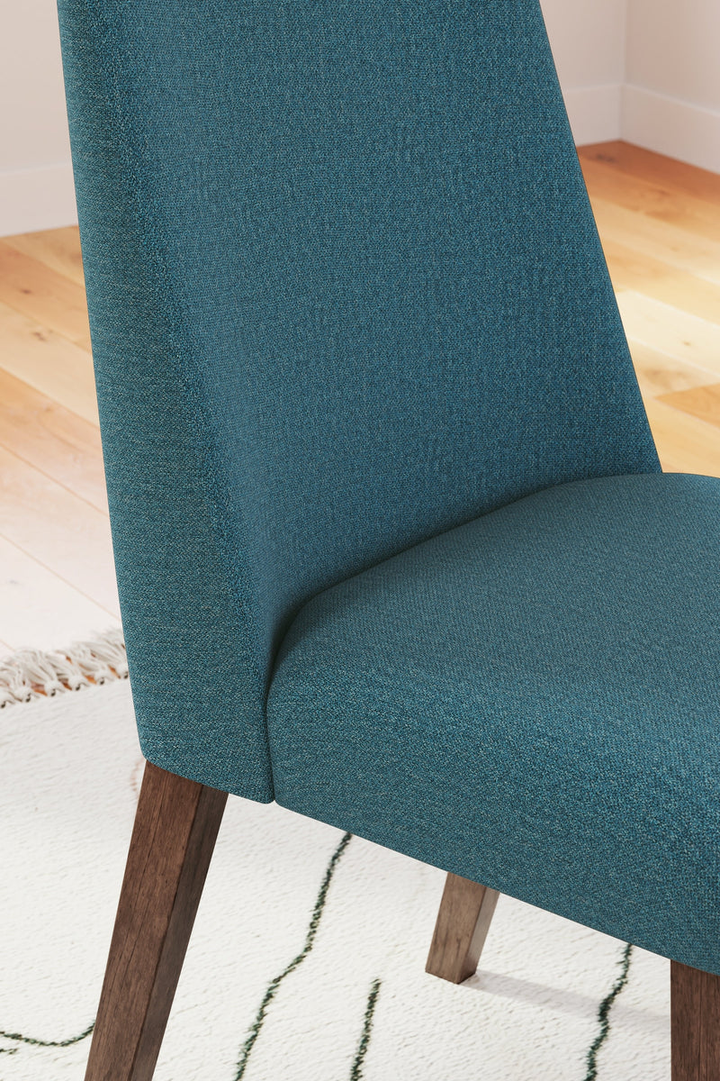 Lyncott Dining Chair (Set of 2) - DMV FurnitureDining Chair