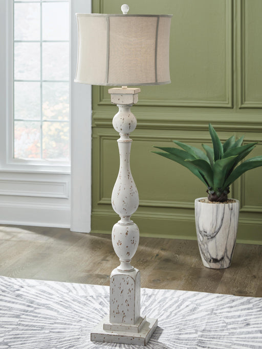 Madsbrook Antique White Floor Lamp - L235921