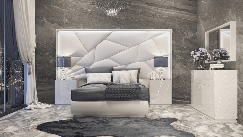 Majesty Bed W/Light Queen - DMV FurnitureQueen Bed