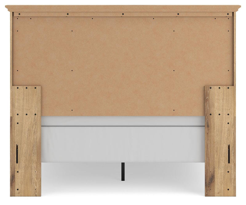 Makidern Tan Queen Panel Bed - PCB1170B2