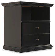 Maribel Black Queen Panel Bed, Dresser, Mirror, Chest and 2 Nightstands - B138B76