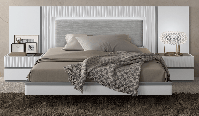 Marina White Ks Bed - i43056
