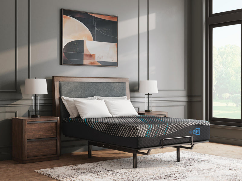 Millennium 2.0 Foam 12 Inch Black King Mattress - M31141