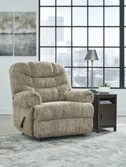 Movie Man Recliner - DMV FurnitureRecliner