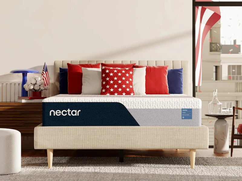 Nectar Classic Memory Foam White Queen Mattress - M12531