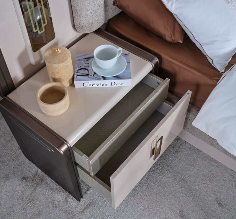 Nirvana Bedroom (Queen Bed & Dresser With Mirror & Ottoman & 2 Nightstand With Back ) - 120-NIR-SET