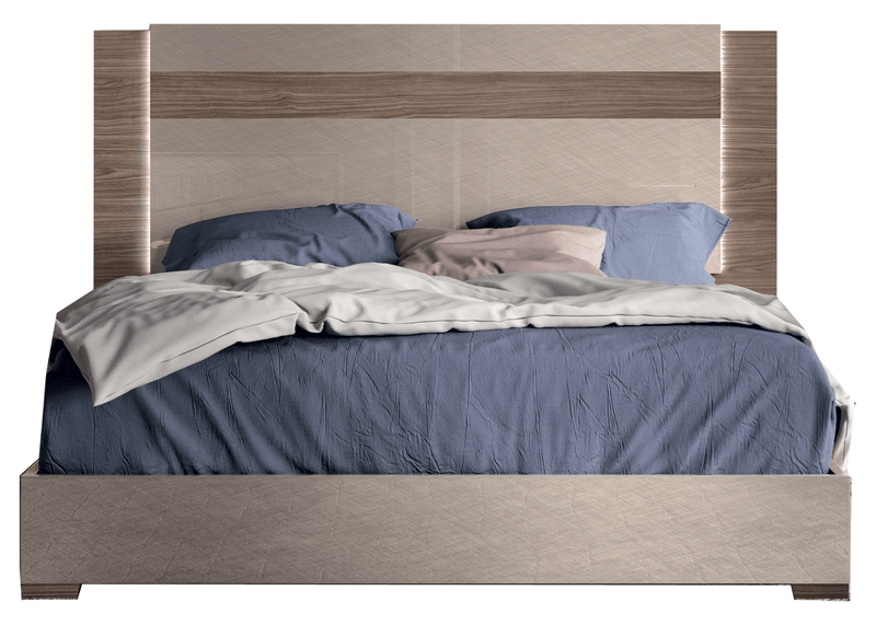 Nora Queen Size Bed w/ Light - i38723
