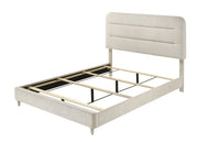 Nyomi White King Bed - DMV FurnitureKing Bed