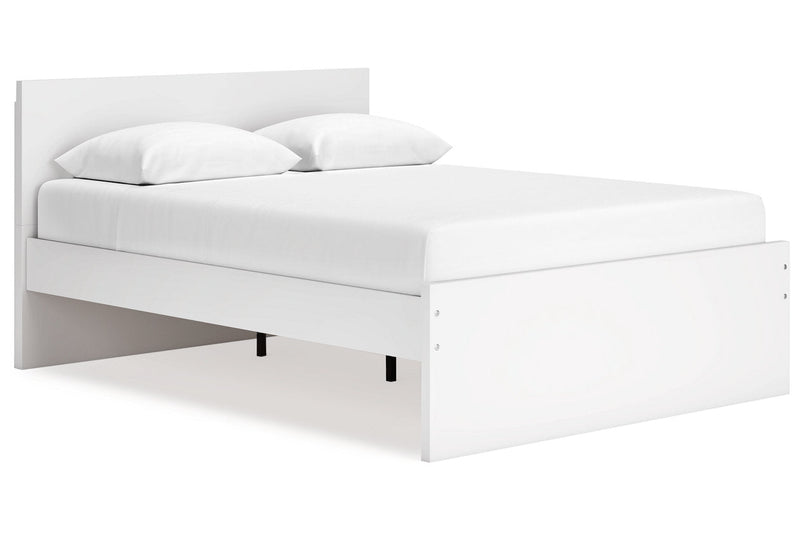 Onita White Queen Platform Bed - DMV FurnitureQueen Bed