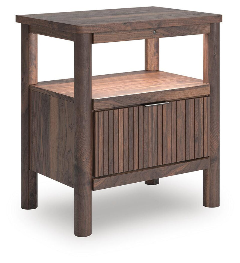 Pamytta Brown Queen Panel Bed, Dresser, Mirror and Nightstand - PCB2614B30